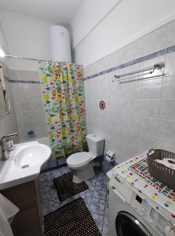 See And City Apartment Egio Exterior foto